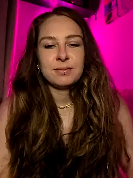 Lyia Ziggy online show from June 25, 9:38 pm
