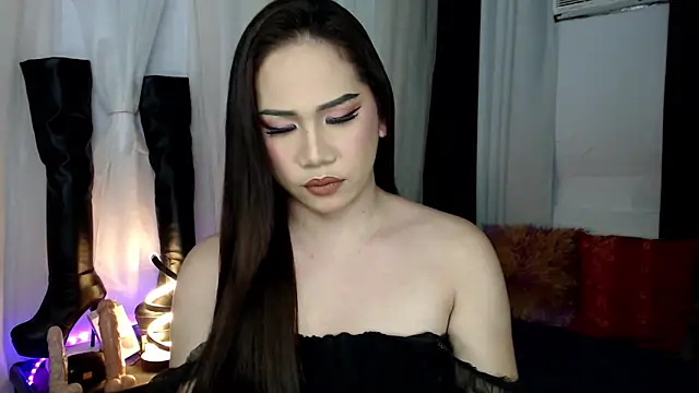 elise bloom69 online show from October 8, 6:01 pm