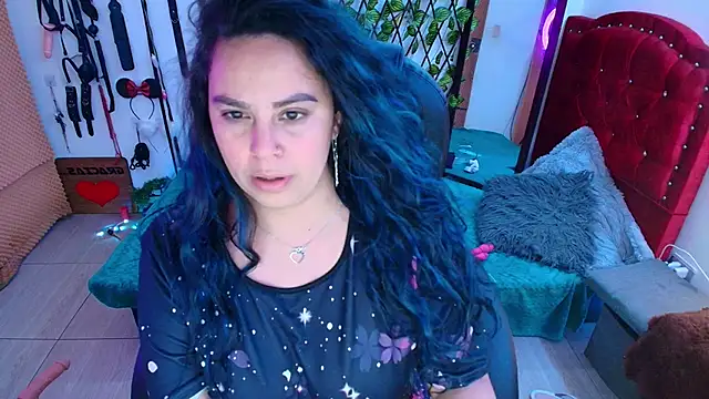 elektra 32 online show from October 19, 7:10 am