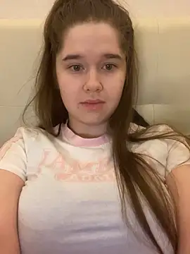 Snapshot of HornyGirlH chatting on September 20, 11:25 pm HornyGirlH online show from September 20, 11:25 pm
