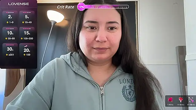 ariahastings942 online show from April 9, 6:24 pm