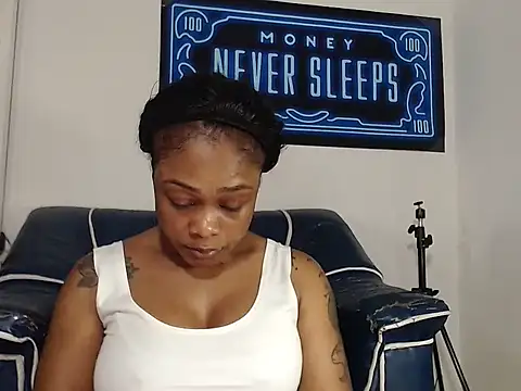 alexiaao9 online show from May 7, 3:33 am