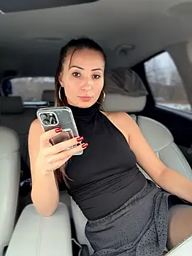 LetsFunKARINA online show from January 14, 8:52 am