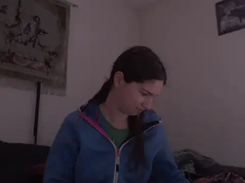 Snapshot of Mercedeswoman8 chatting on October 26, 2:34 pm Mercedeswoman8 online show from October 26, 2:34 pm