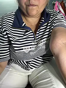 Preet Kaur 69 online show from May 6, 6:23 pm