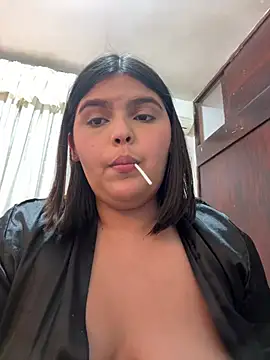 Lia sexx online show from May 5, 7:17 pm