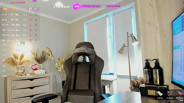 HotyPlays online show from May 15, 12:41 pm