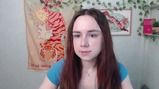 VeryVeryVeryShy  online show from May 18, 5:46 am