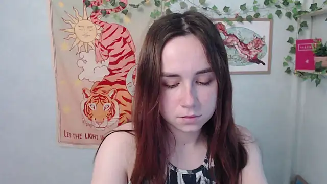 VeryVeryVeryShy  online show from May 16, 7:11 am