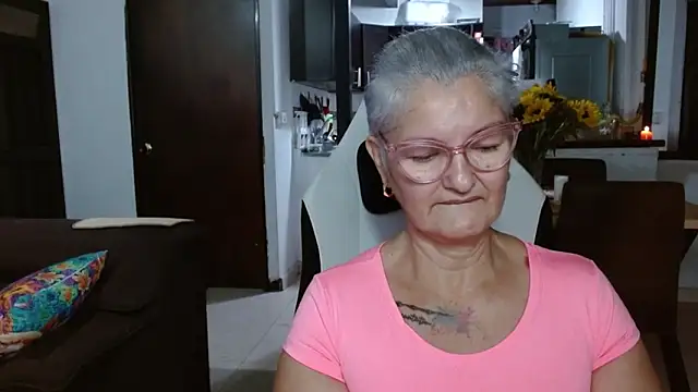 bety-cum2 online show from February 20, 10:06 am