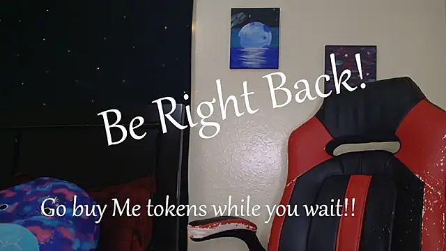 ToxicLilly online show from November 5, 11:26 am