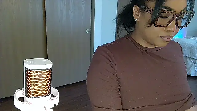 alexusheaven online show from October 14, 5:48 pm