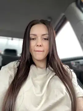 PrincessaHill  online show from April 21, 8:43 am