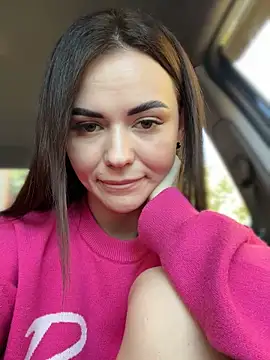 PrincessaHill  online show from October 15, 7:00 am