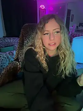 sage love online show from March 31, 3:17 am