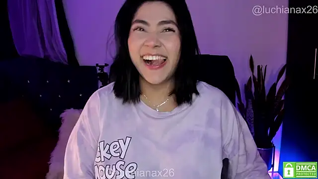 lucy26  online show from May 19, 3:13 am