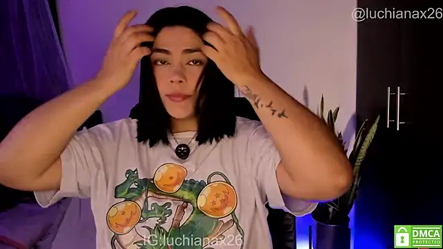 lucy26  online show from May 27, 3:36 am