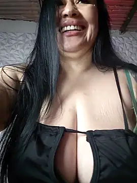 kittyhotass1 online show from May 7, 11:30 pm