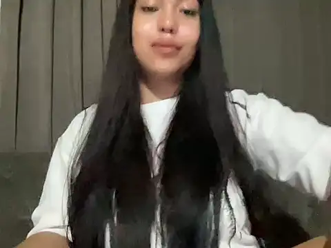 BigDominaMia online show from May 21, 9:02 pm