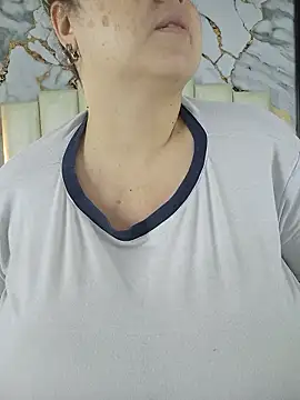 mollieblue69 online show from May 25, 1:32 pm