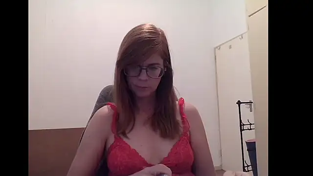 SavannaGirly online show from May 10, 8:27 am