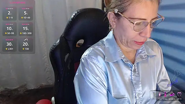 Chayla Ruiz online show from May 25, 10:36 am
