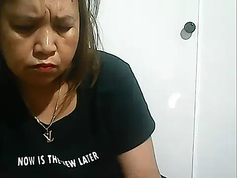 Lhadycarolyn online show from November 2, 11:08 pm