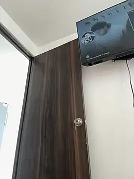 jailyncam  online show from May 13, 5:19 pm