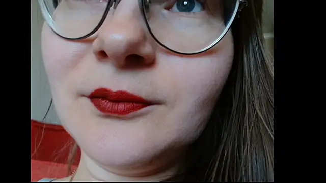 KiraGoldens online show from May 22, 5:49 am