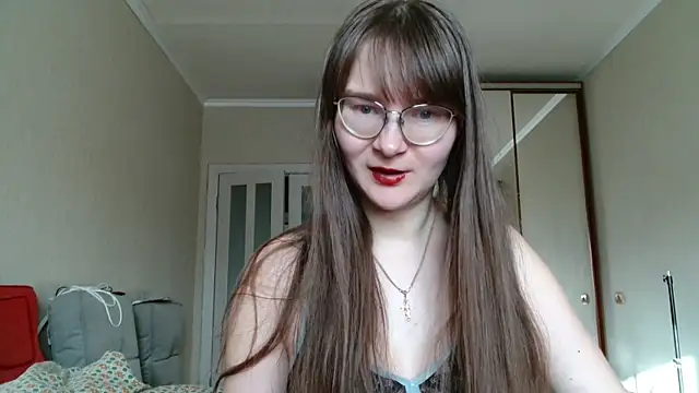 KiraGoldens online show from March 26, 12:18 pm