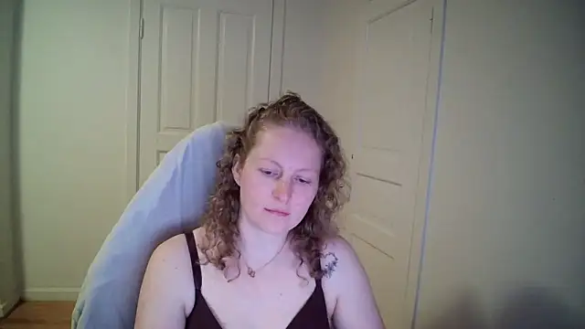 Girlnina-1995 online show from April 17, 9:33 am