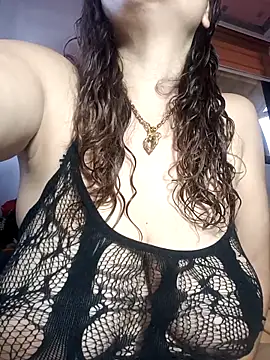 hotbabes163 online show from May 6, 7:23 am