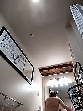 eatmeplease44 online show from March 7, 7:43 pm