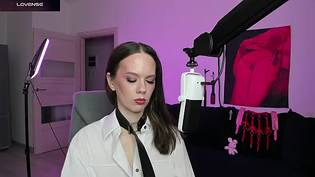 SharkyBaby online show from March 12, 6:43 pm