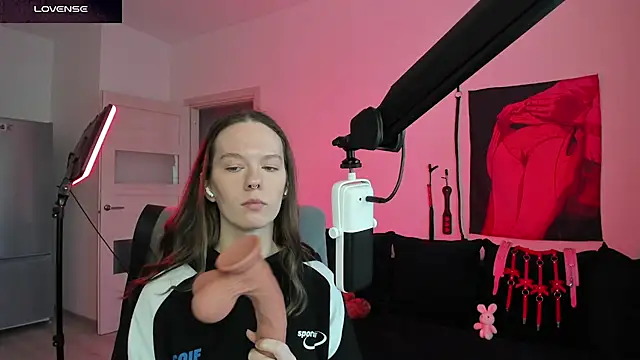 SharkyBaby online show from March 15, 3:03 pm