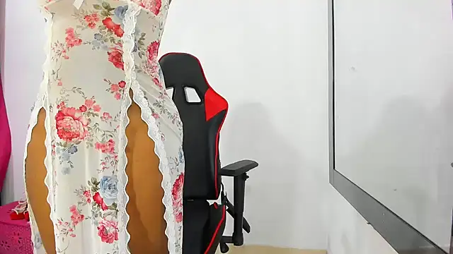 Pamela noah22 online show from April 9, 9:04 am