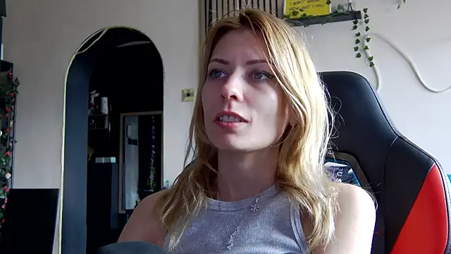 karo123421 online show from February 26, 9:19 am