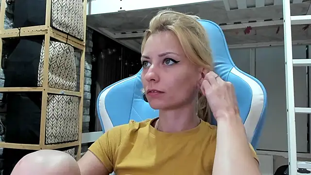 karo123421 online show from September 12, 5:09 pm