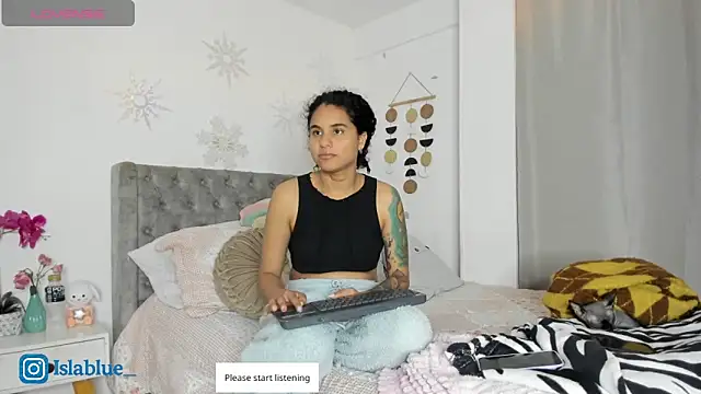 Kianna   online show from May 25, 3:16 am