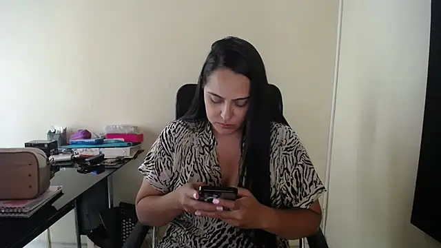 kendall 52 online show from October 7, 4:44 pm