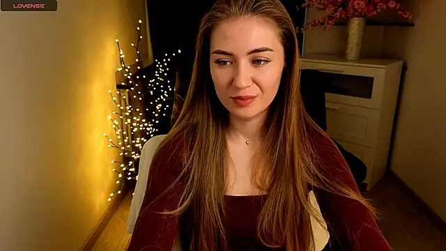 Adelyna Bird online show from May 15, 7:00 am
