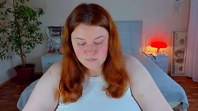 PolinaSalvatore online show from May 7, 2:43 pm