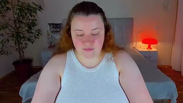PolinaSalvatore online show from May 26, 6:29 pm
