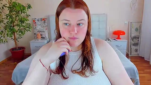 PolinaSalvatore online show from April 28, 2:32 pm