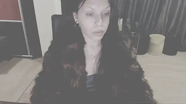 GoldenSasha online show from December 17, 1:22 am