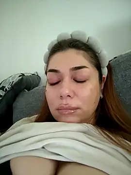 Ella sweety online show from February 3, 10:42 am