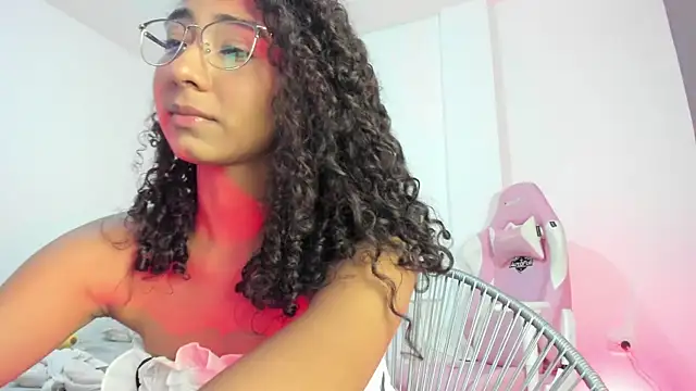 khaliope online show from April 12, 3:26 pm