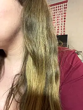 DienkaGreen online show from April 6, 1:12 pm