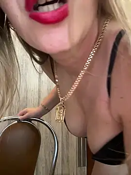 Kittenforyou online show from May 24, 1:10 pm
