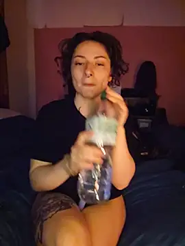 Moxxxie online show from May 22, 5:38 am